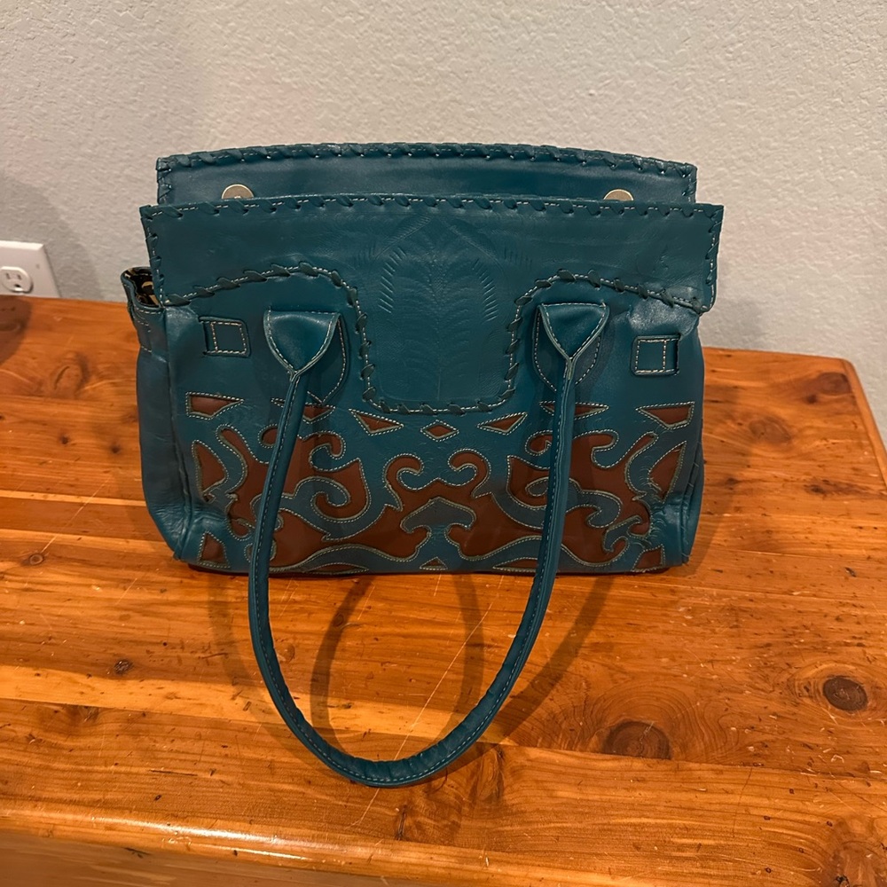 Green Tooled Purse- Leaders in Leather